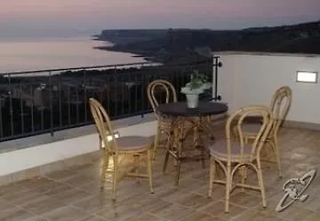 Torre Salina 2* Макари