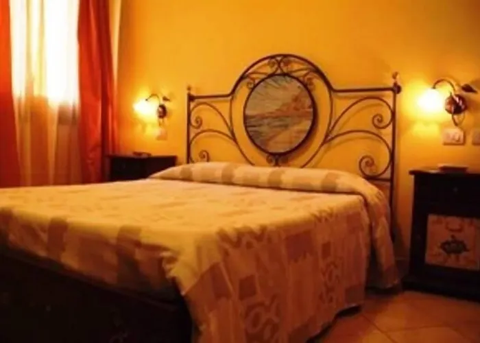 Torre Salina Bed & Breakfast Macari